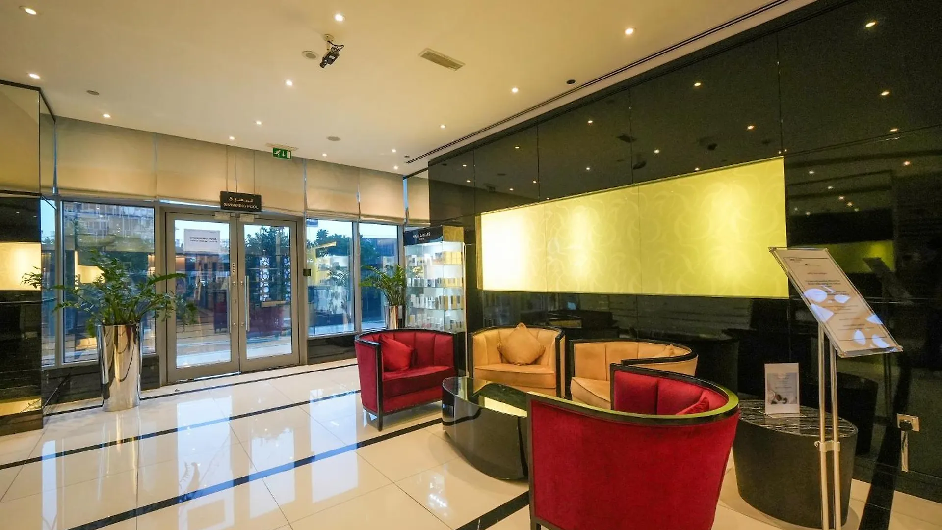 Luxurious 1Br Damac Maison Mall Street Very Near Dubai Mall By Anw 0*,  United Arab Emirates