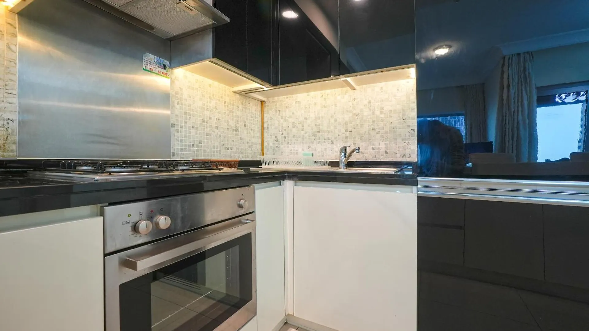 Luxurious 1Br Damac Maison Mall Street Very Near Dubai Mall By Anw 0*,