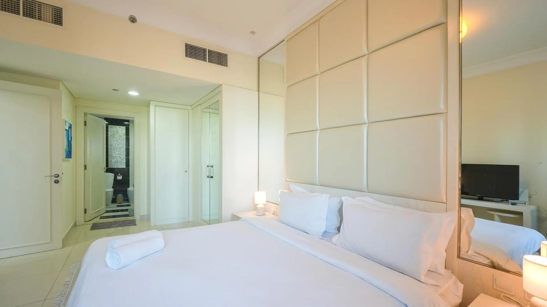 아파트 Luxurious 1Br Damac Maison Mall Street Very Near Dubai Mall By Anw